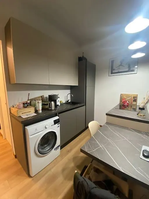Appartamento In Zona Centrale Milánó 0*,  Olaszország